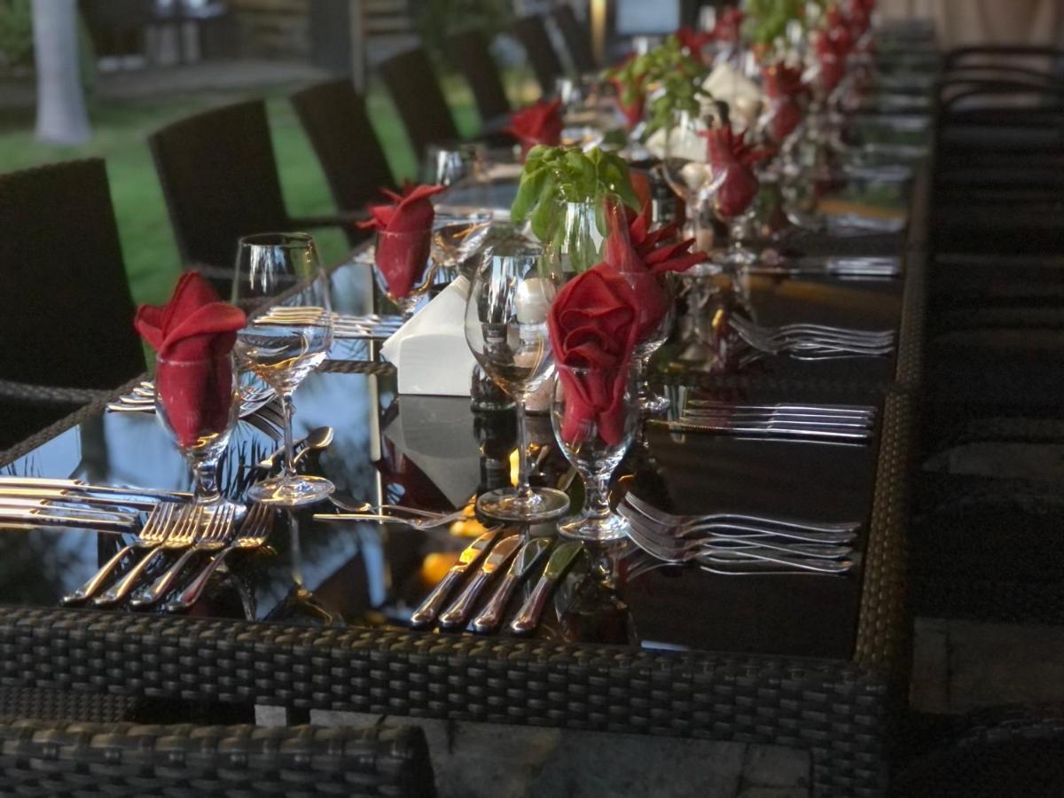 Alona Royal Palm And Restaurant Resort 4*