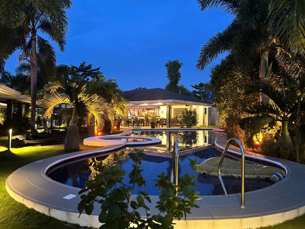 Alona Royal Palm And Restaurant 4* Panglao