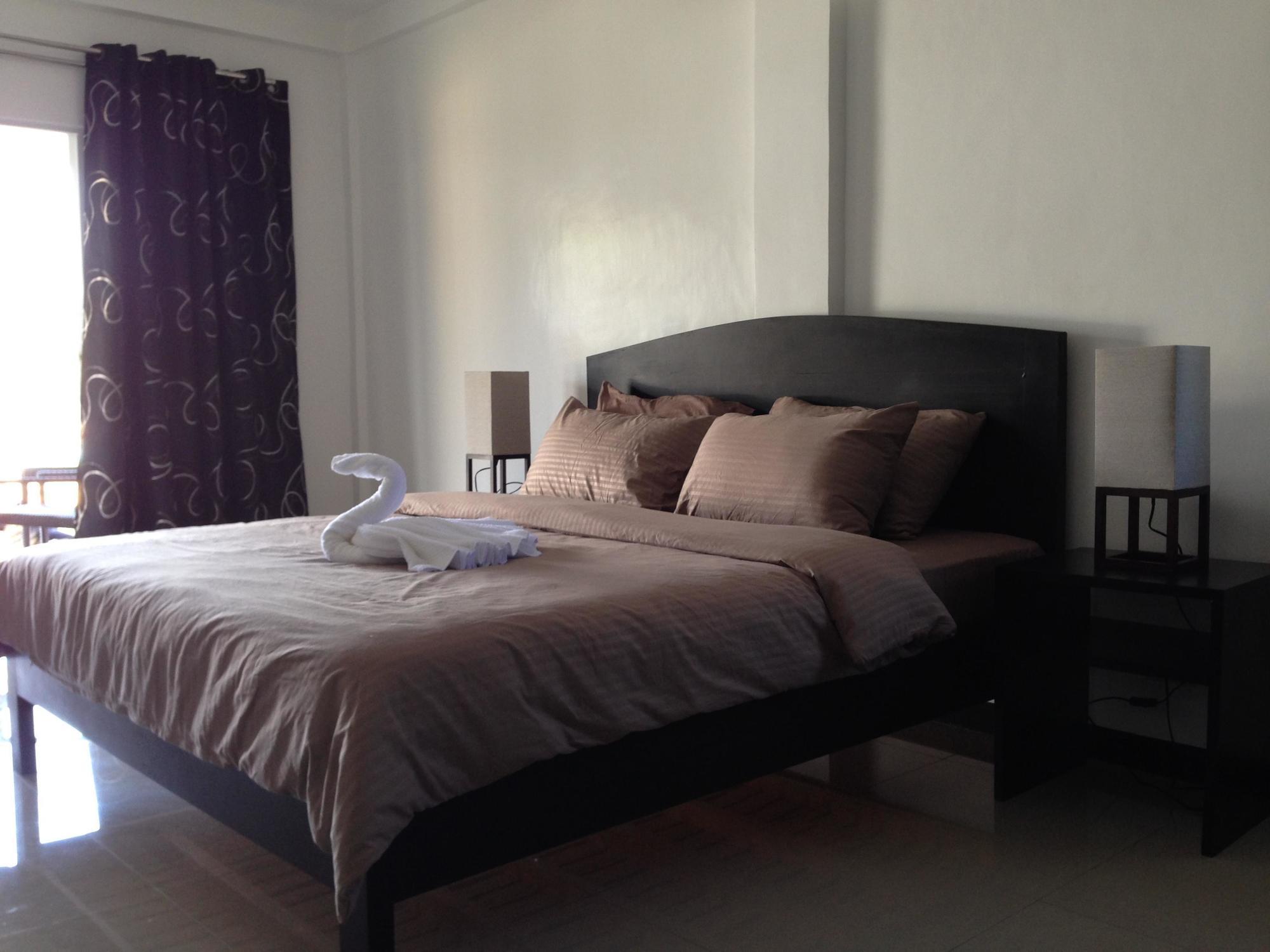 Alona Royal Palm And Restaurant Panglao