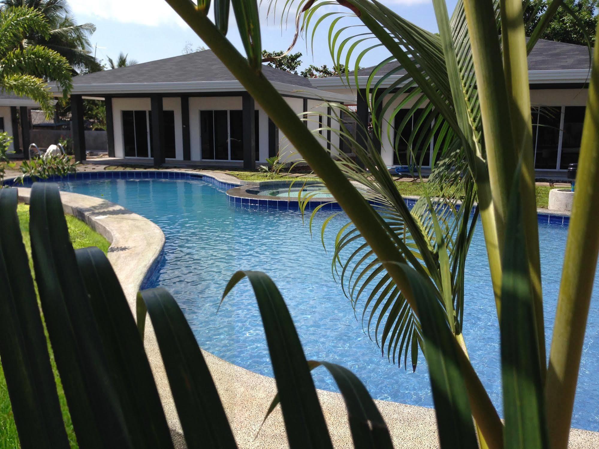 Alona Royal Palm And Restaurant Resort